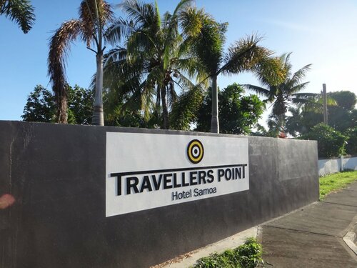 Гостиница Travellers Point Hotel в Апиа