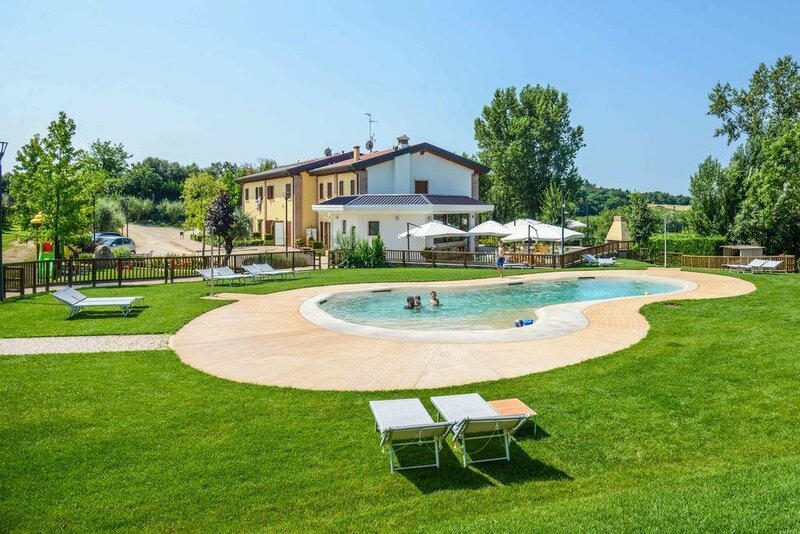 Гостиница Agriturismo B&b Corte Tonolli