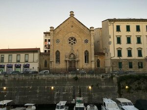 Гостиница L'ora delle Streghe b&b в Ливорно