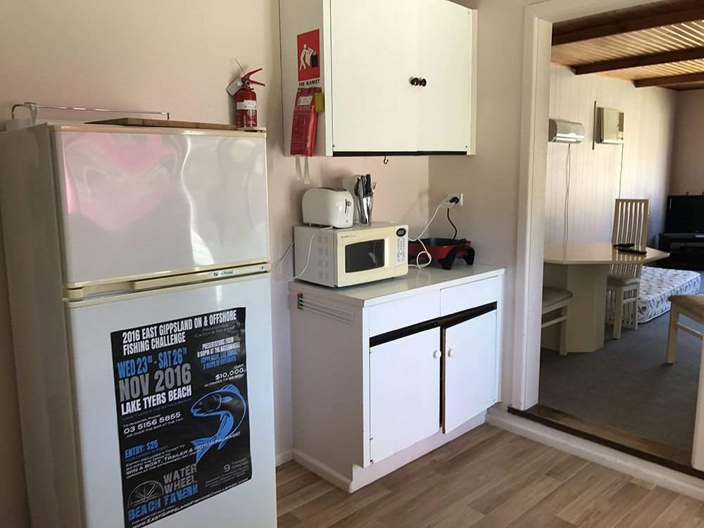 Фото The Waterwheel Beach Cabins - Caravan Park