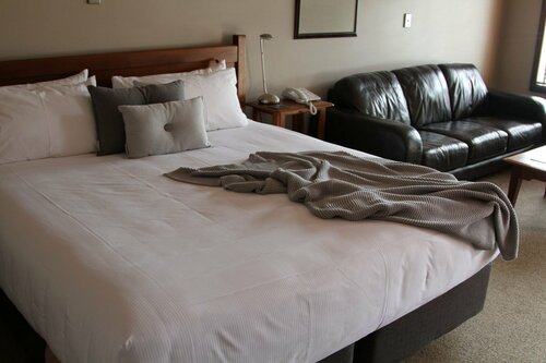Гостиница Quantum Lodge Motor Inn в Гамильтоне