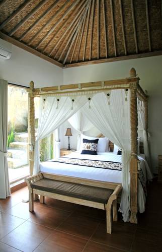 Фото Pondok Sebatu Villa