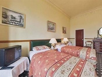Фото Langley Bank Guest House
