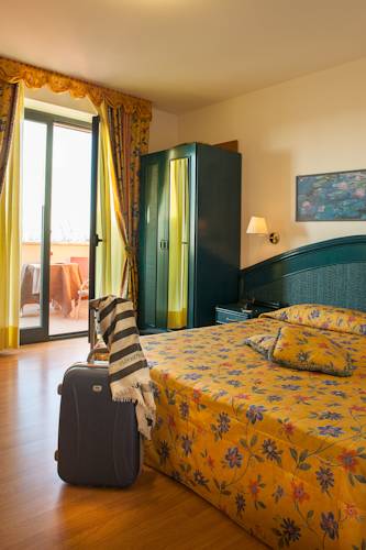 Фото Hotel Parco delle Cale