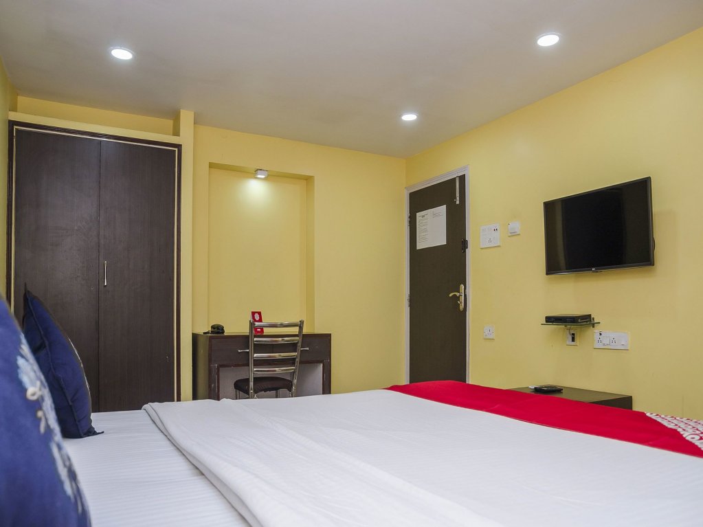 Фото Oyo 1857 Salt Lake Sector 2