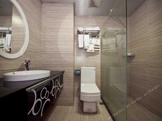 Фото Zhongzhou Business Hotel