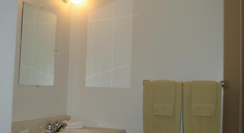 Фото The Tidal Bore Inn