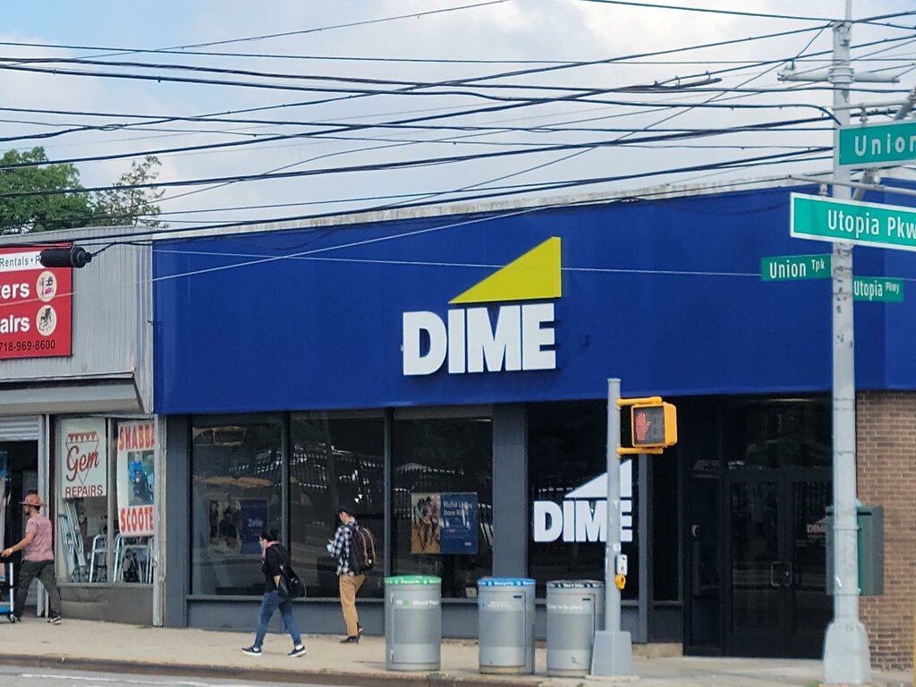 ATM Dime Community Bank, New York, photo