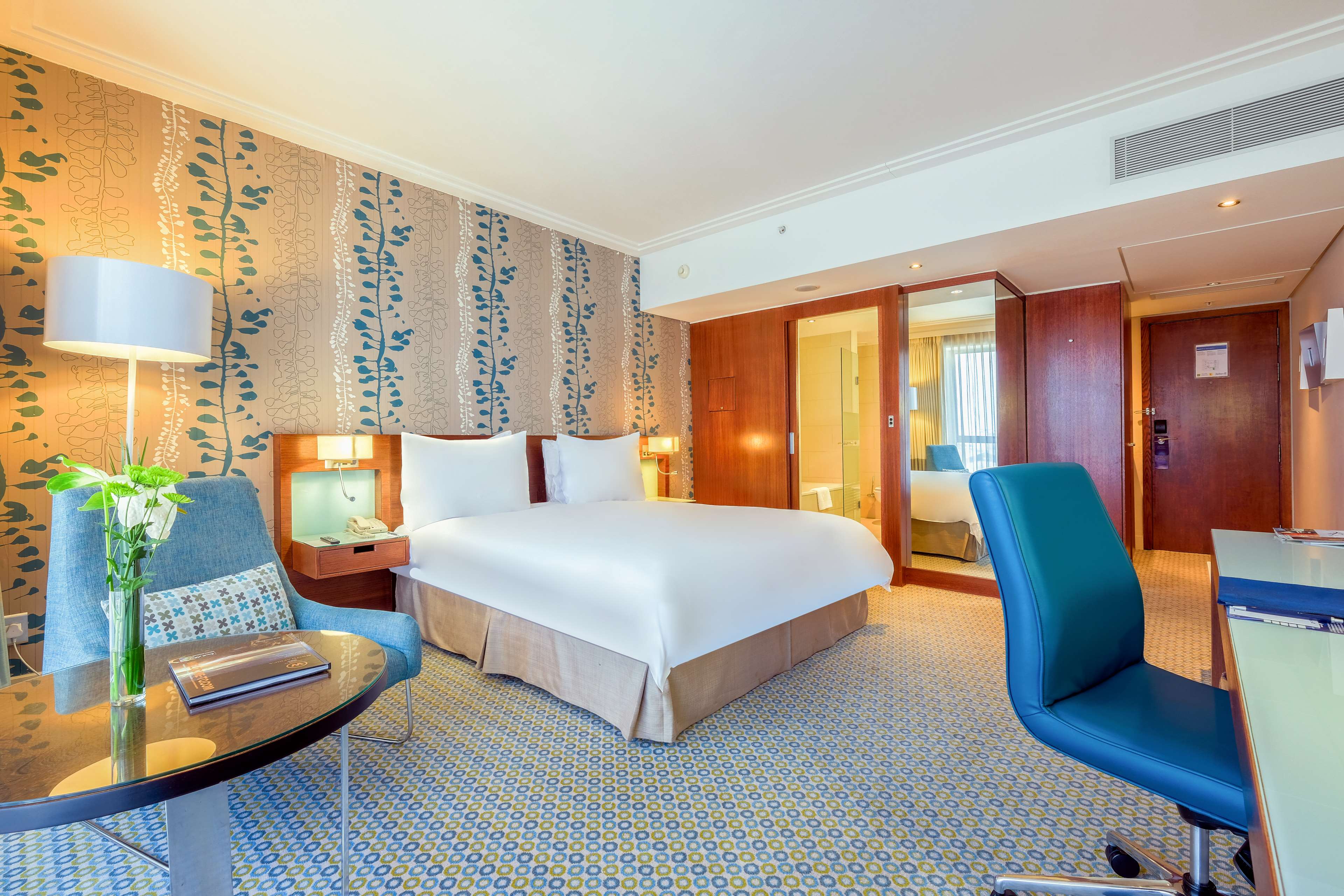 Фото Radisson Blu Gautrain Hotel, Sandton Johannesburg