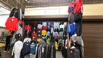 Clothing market (posyolok shakhty Antratsit, Komsomolskaya ulitsa, 54А), mercado de ropa