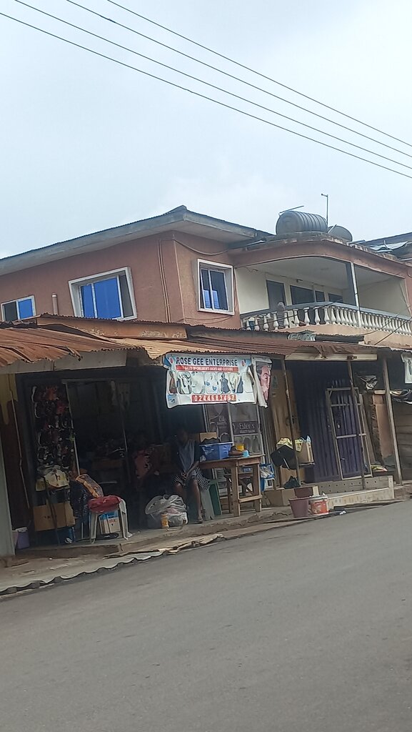 Shoe store Rose Gee Enterprise, Accra, photo