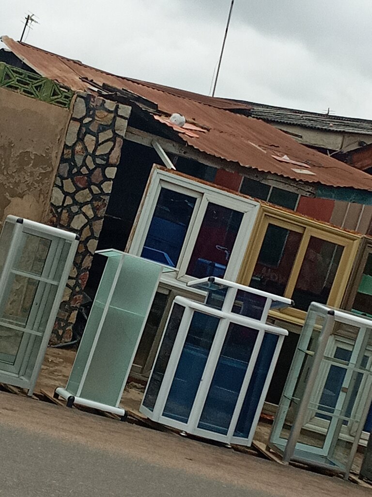 Aluminum, aluminum structures Aluminium ent, Accra, photo