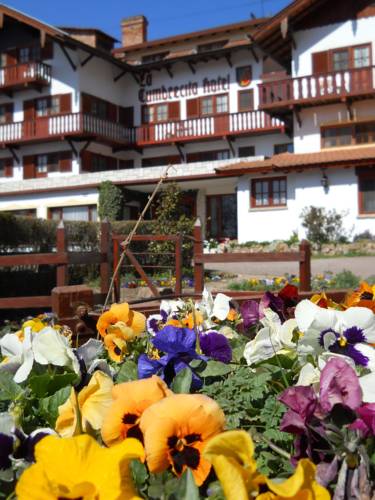 Фото Hotel La Cumbrecita