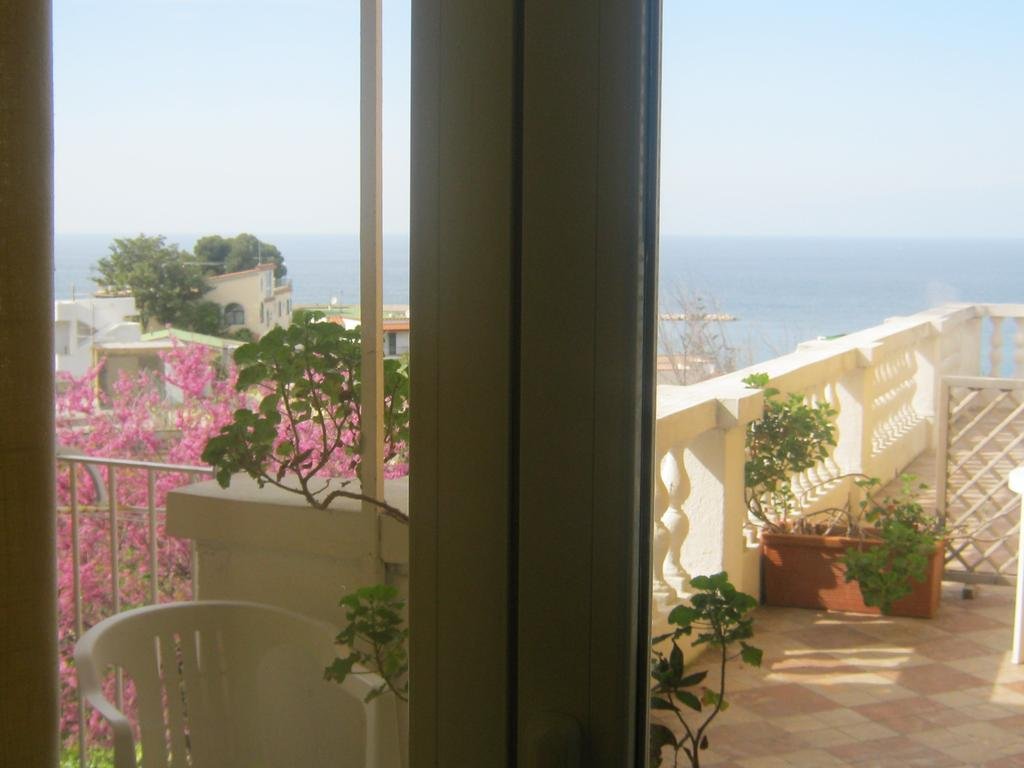 Фото Ischia Casa Della Vela