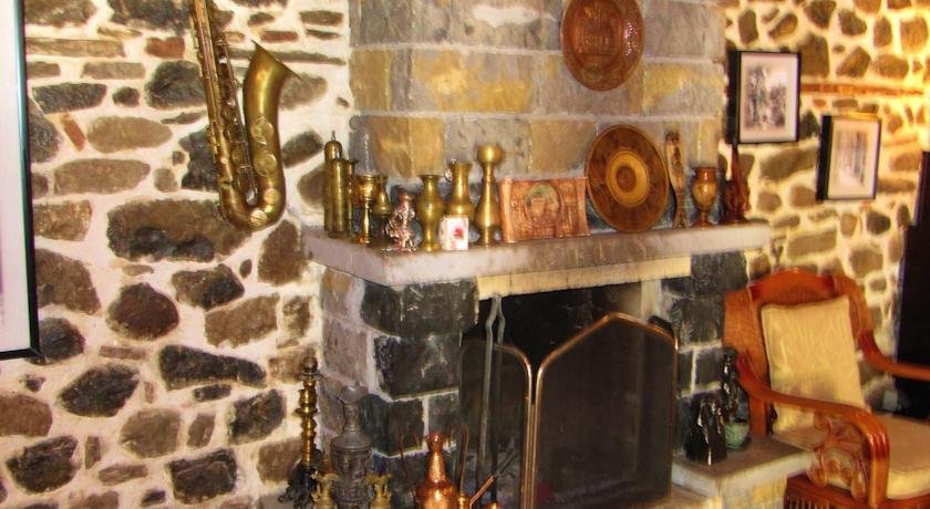 Фото Guest House Bujtina Leon