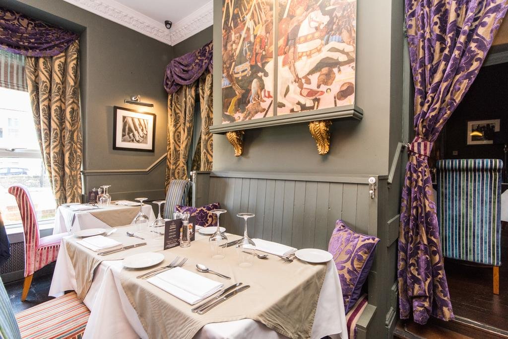 Фото Osborne Hotel