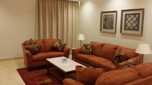 Гостиница Khozama Al Jewa Hotel Apartments в Эль-Хубаре