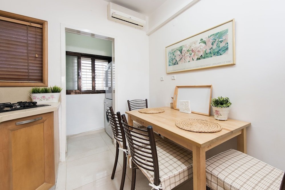 Фото Sea N'Rent - 6 Nachshon Tel Aviv