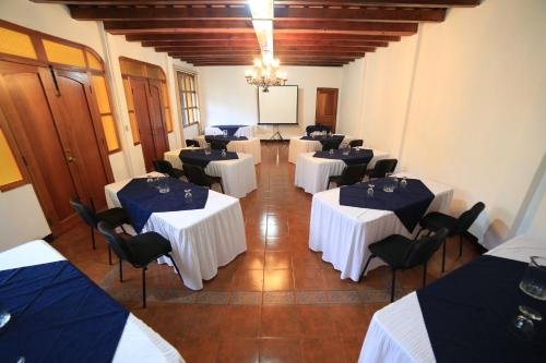 Фото Hotel Casa de las Fuentes