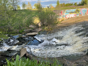 Waterfall (Moscow Region, reka Slogavka), waterfall