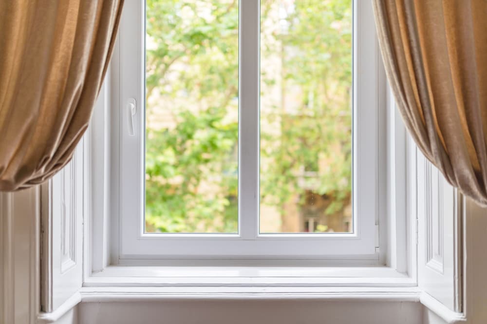 Фото Music Academy Bedroom Suite Café Vian Apartman Kft