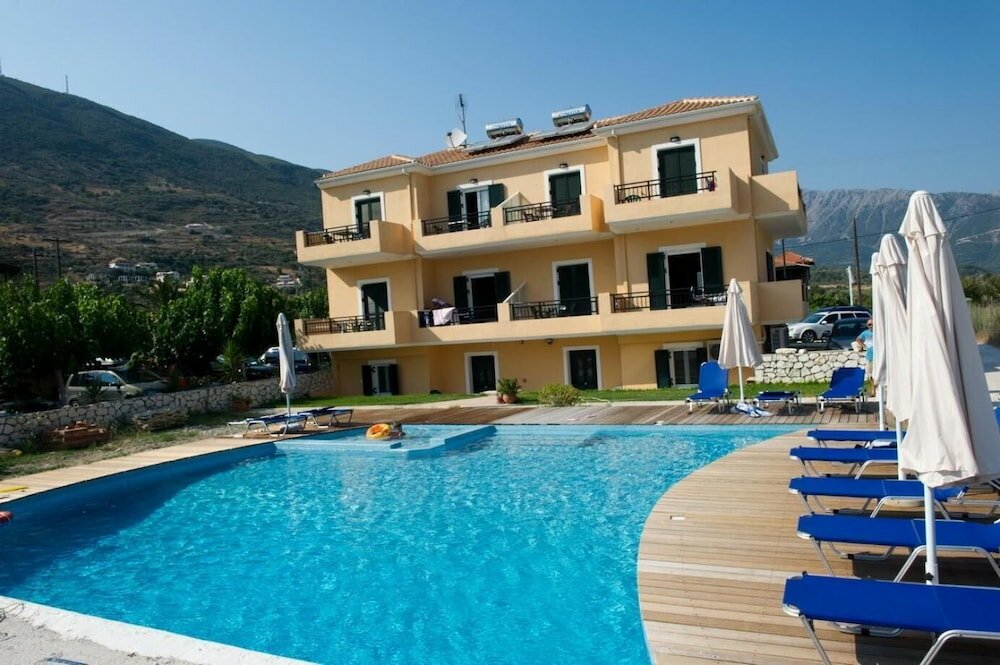 Фото Calypso Luxury Studios