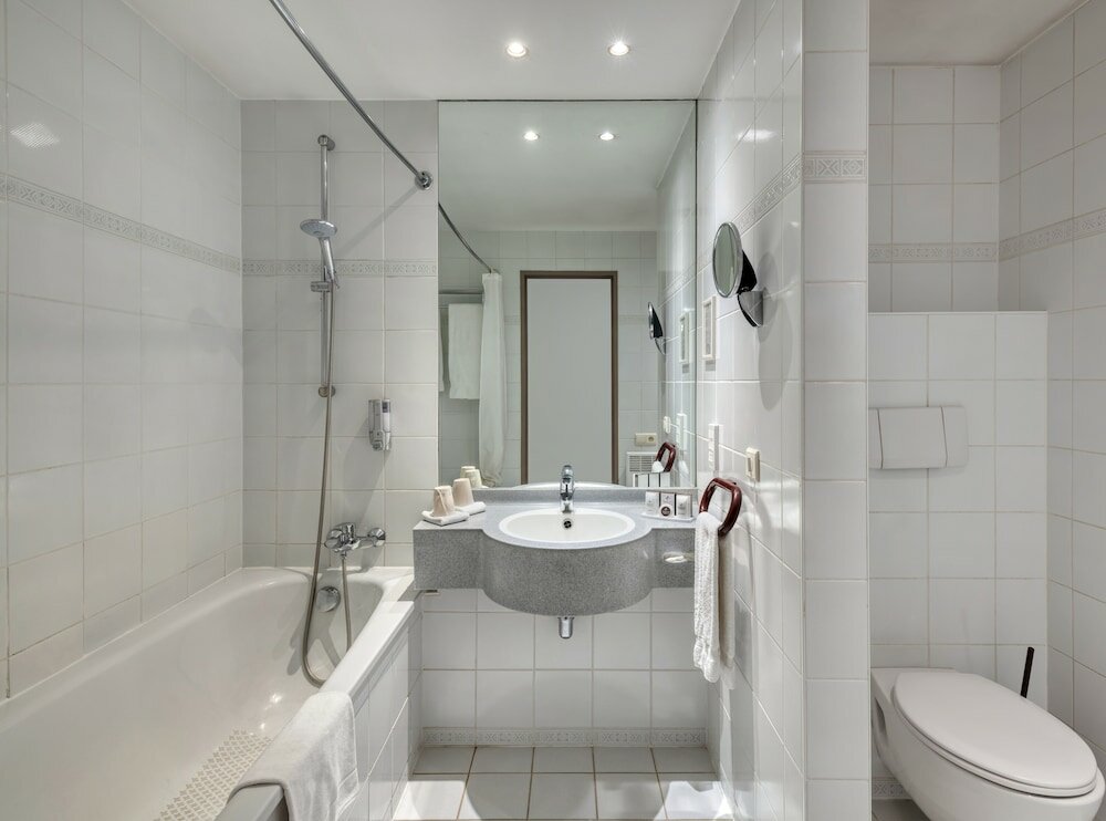 Фото Van der Valk Waterloo