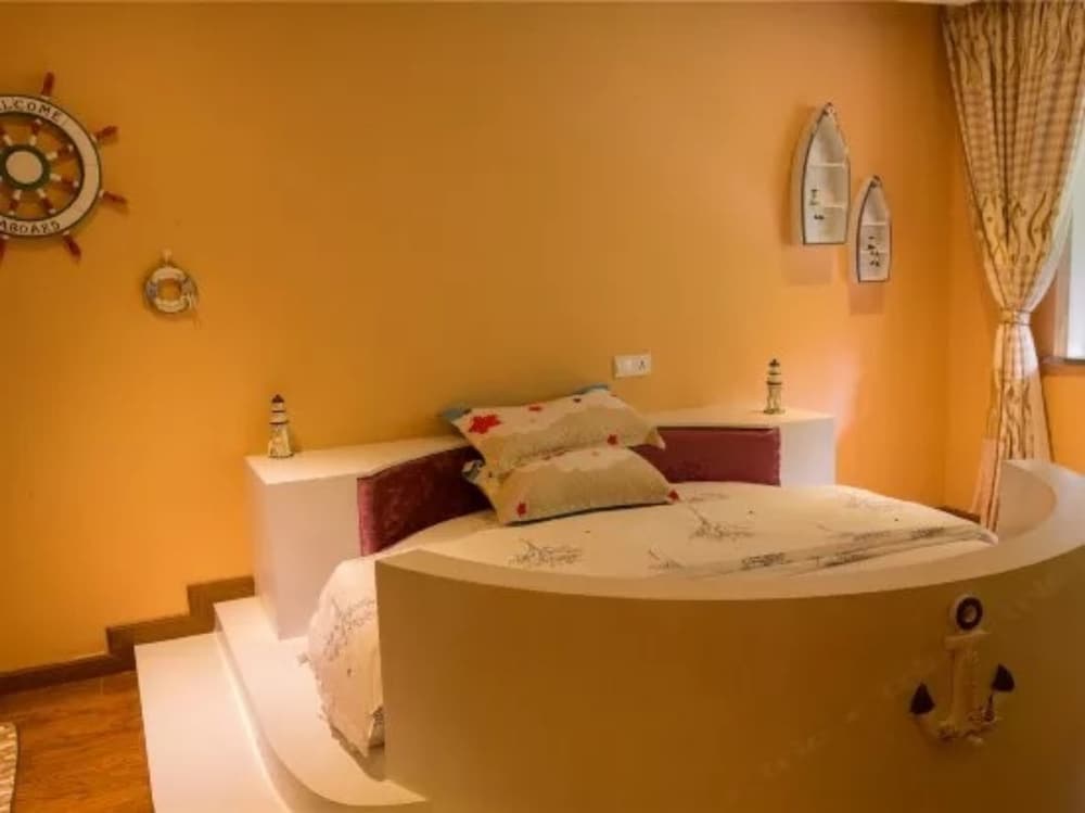 Фото Bluesky Hotel & Resort