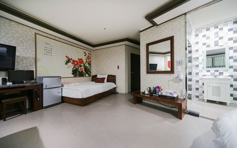 Фото Changwon Jinhae Top