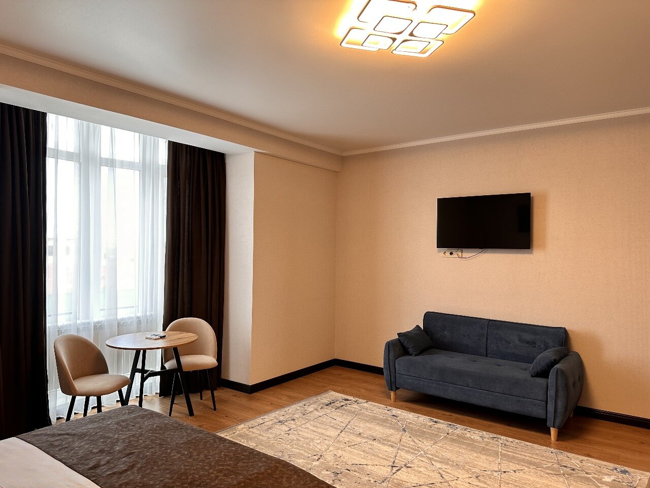 Фото Феникс