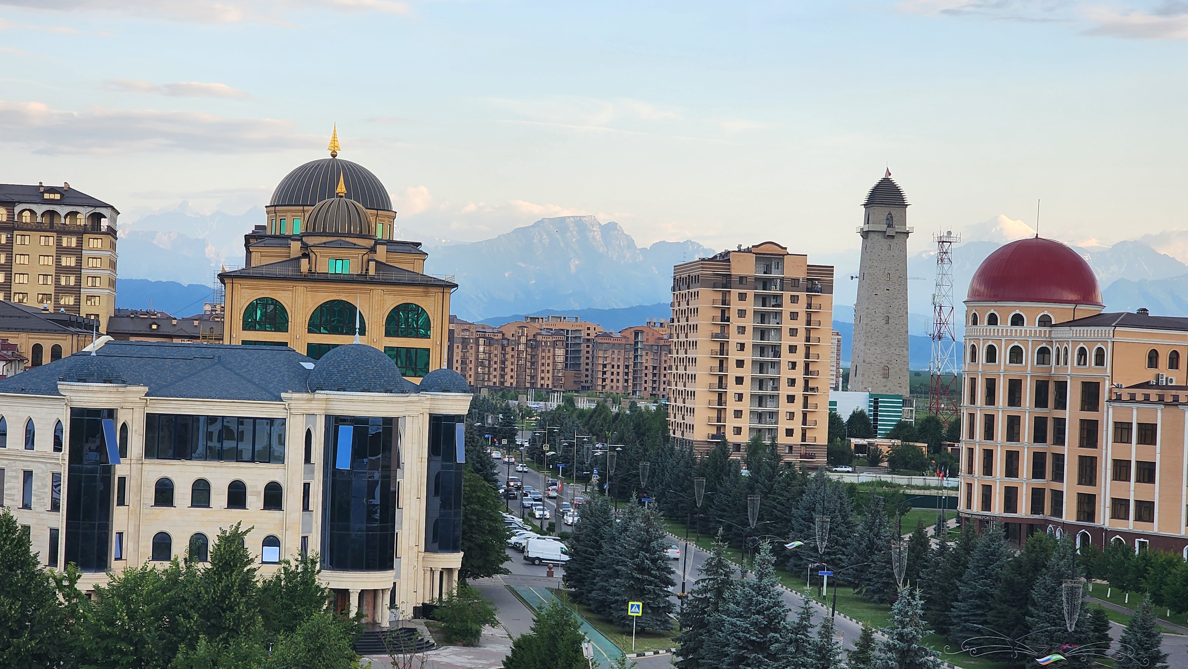 Фото отеля 1