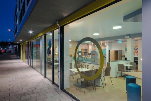 Гостиница B&b Hotel Böblingen в Бёблингене