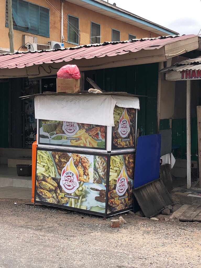 Fast food Ivy’s Fries, Accra, photo