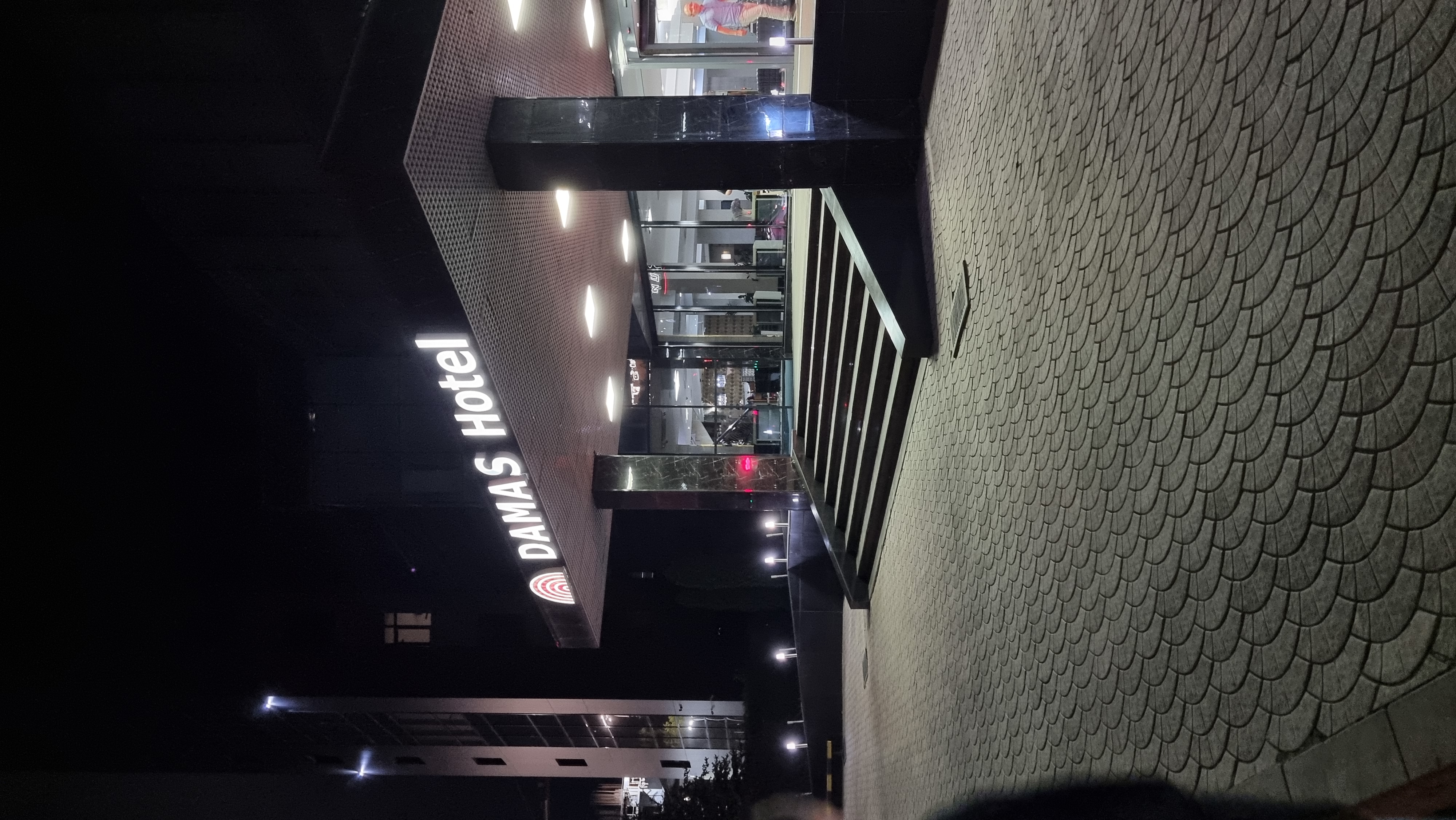 Фото Damas International Hotel