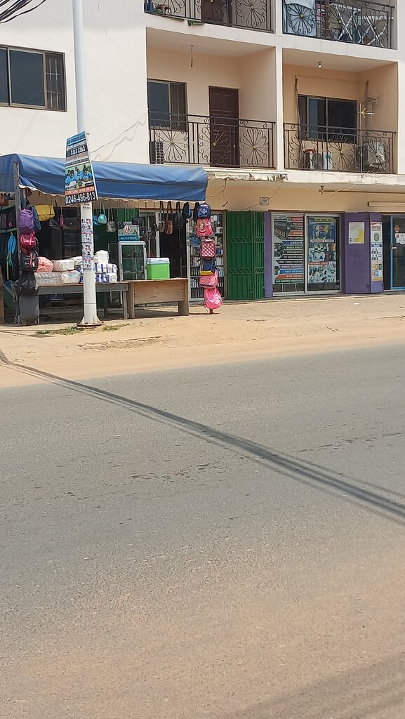 Money transfers Happy day business centre, Accra, photo