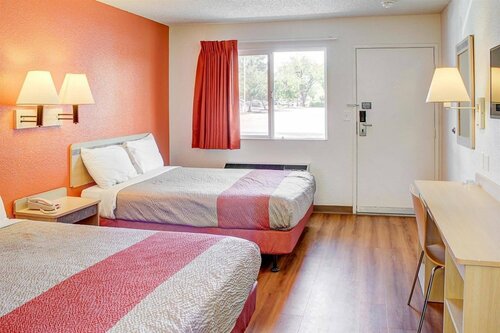 Гостиница Motel 6 Lancaster, Ca в Ланкастере