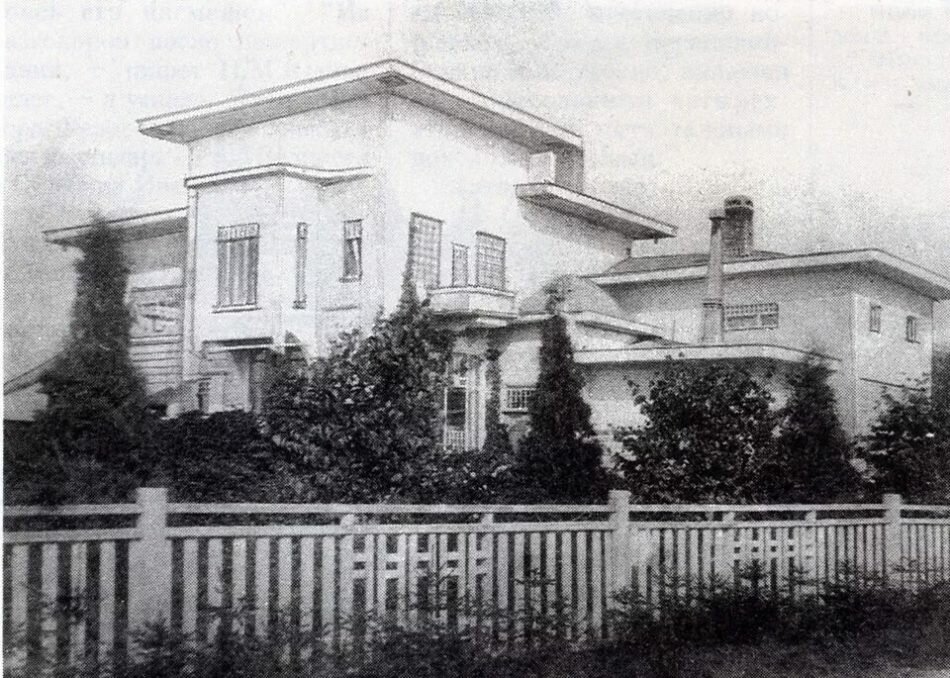 معلم جذب سياحي Дача В.В. Лужского Чайка, 1904 г. ، موسكو، صورة
