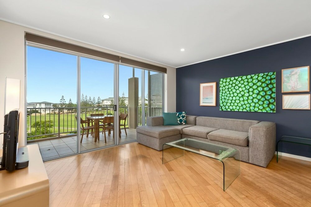 Фото Luxury Apartments at Salt Village