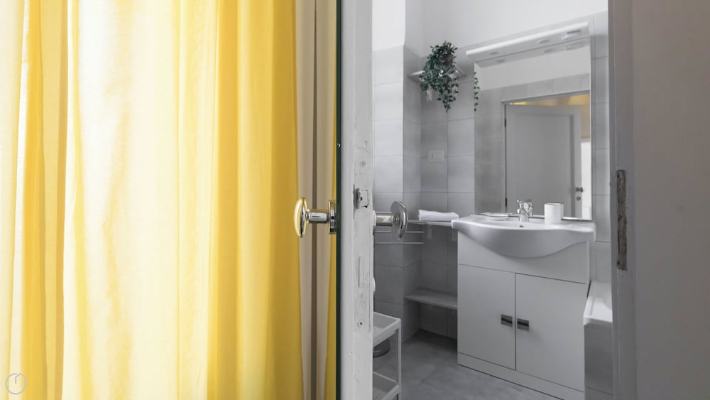 Фото Italianway - Piazza Lima 1