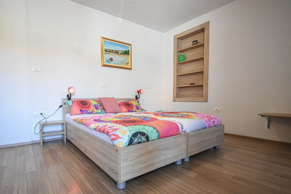 Фото Apartmaji Sobe Zvezda