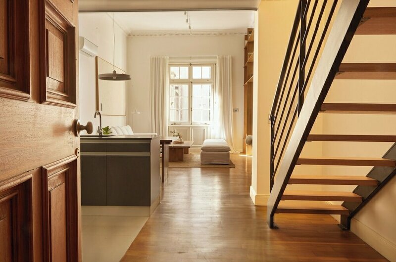 Гостиница Chic Duplex at historic building в Буэнос-Айресе