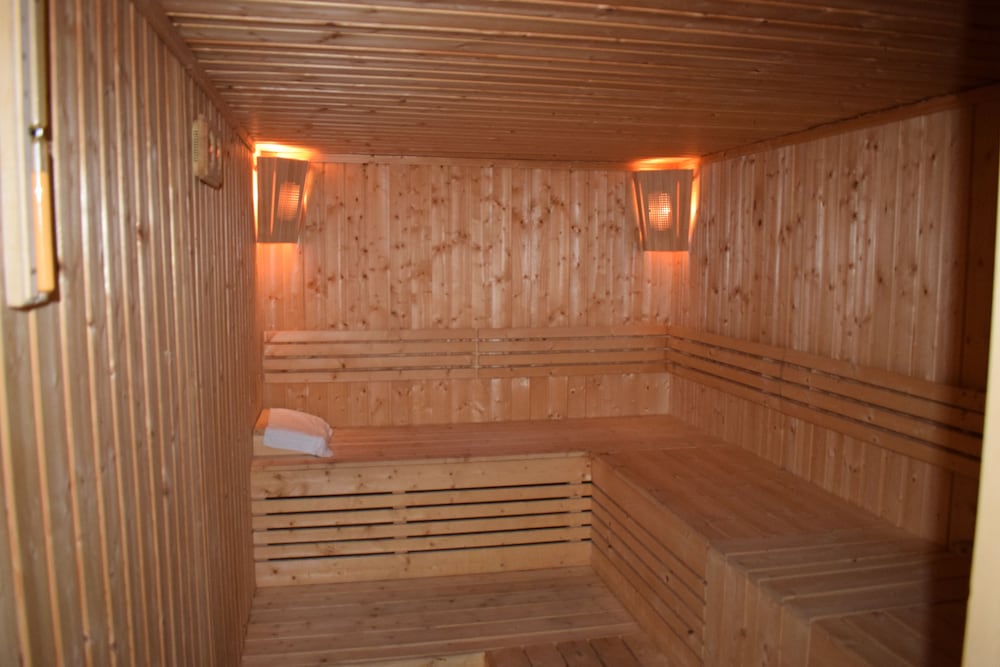 Фото Balneo Hotel Konstantsia