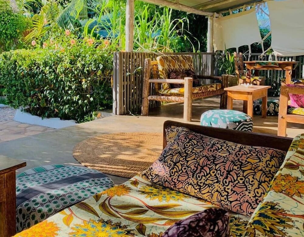 Фото Shamba Village Hotel