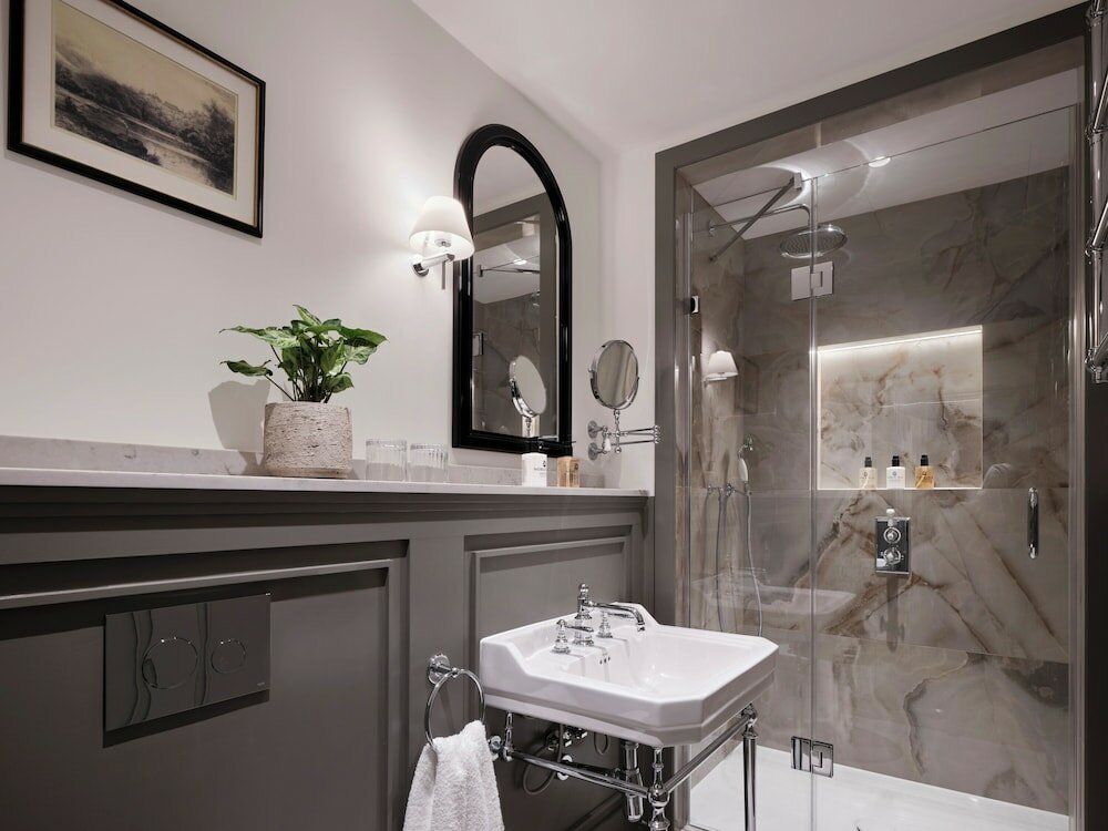 Фото 11 Cadogan Gardens, The Apartments and The Chelsea Townhouse by Iconic Luxury Hotels