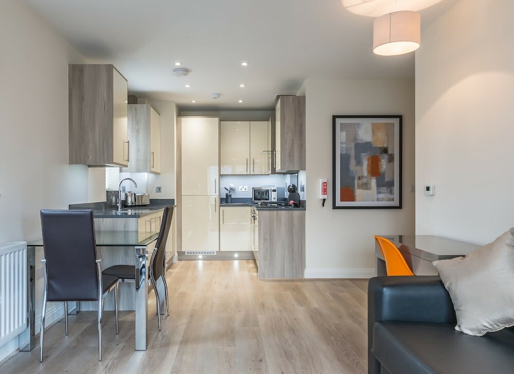 Фото The Heights at Athena Court