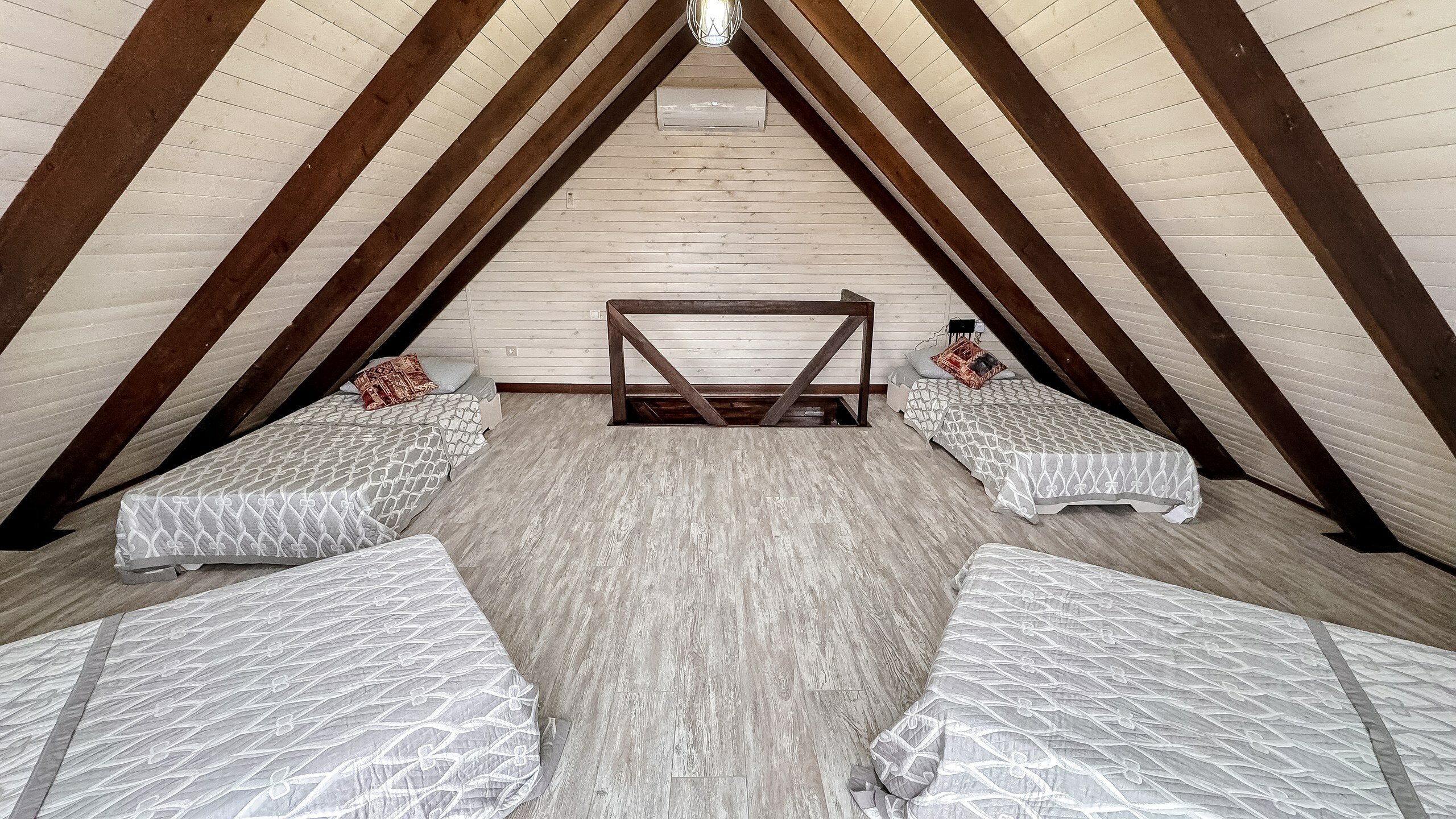 Фото Hill_house 05