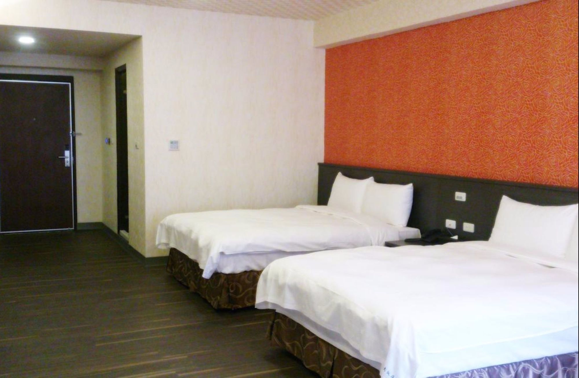 Фото Crystal Hotel