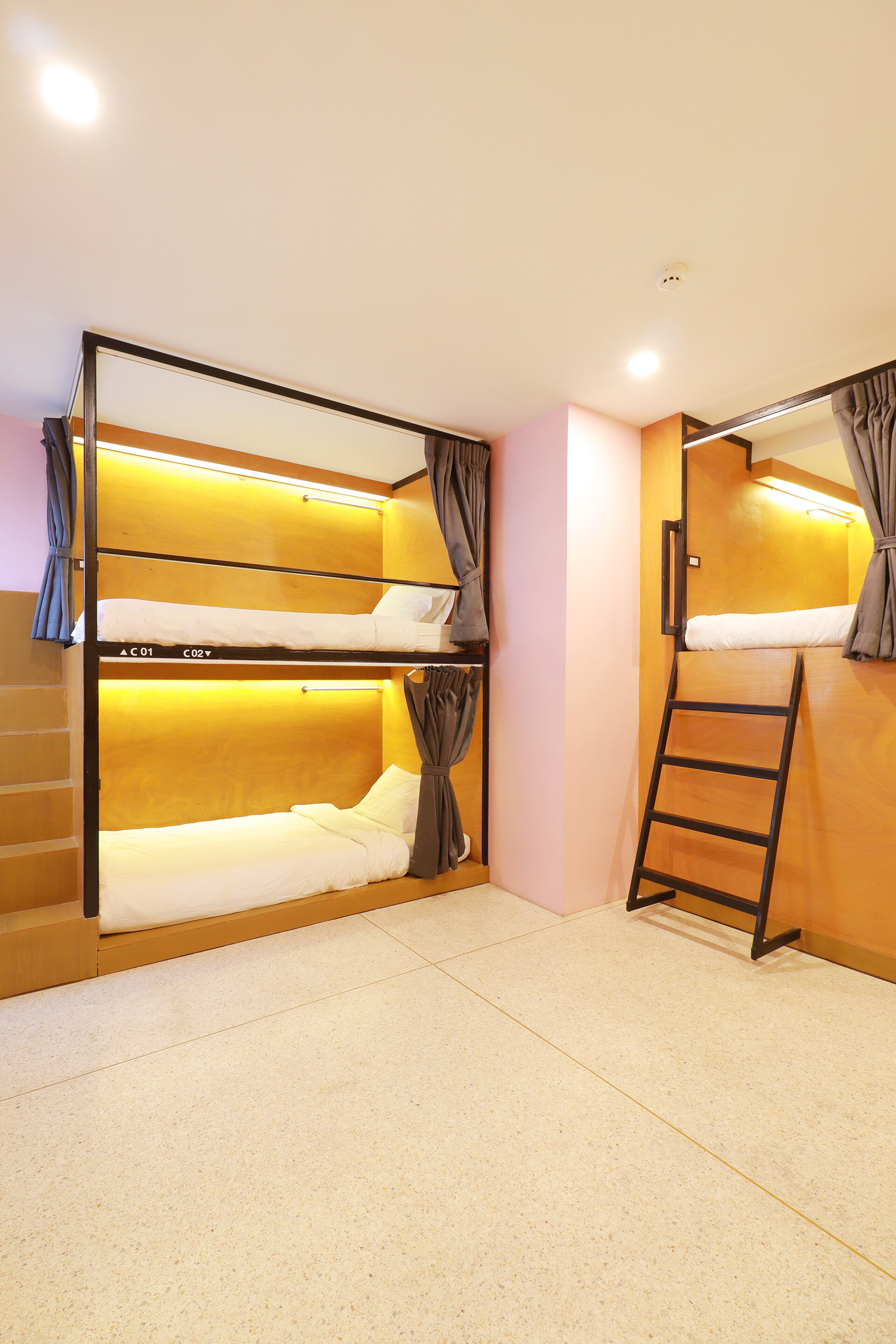 Фото Oyo 531 Le Light House & Hostel