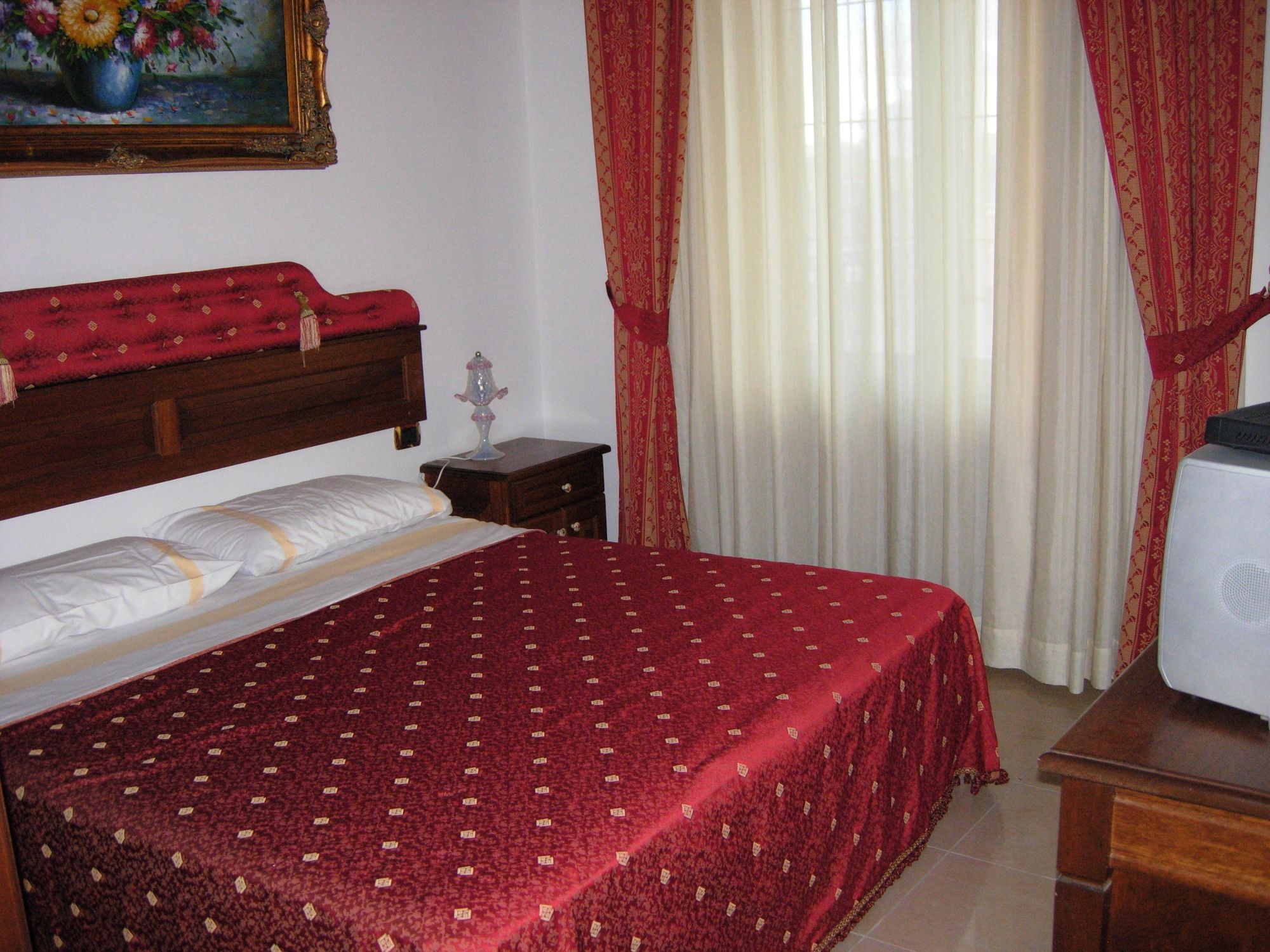 Фото Euro Hotel Iglesias