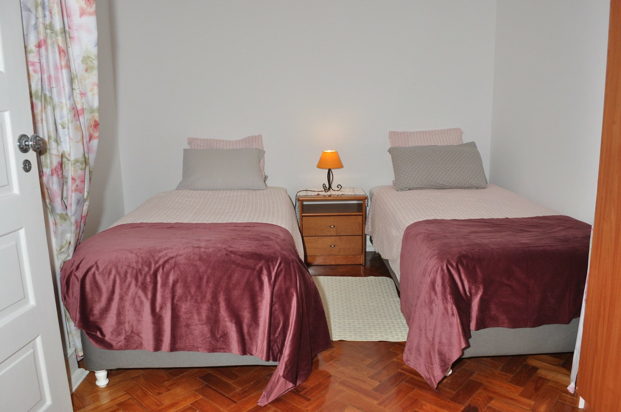 Фото Апартаменты Mary and Rooms